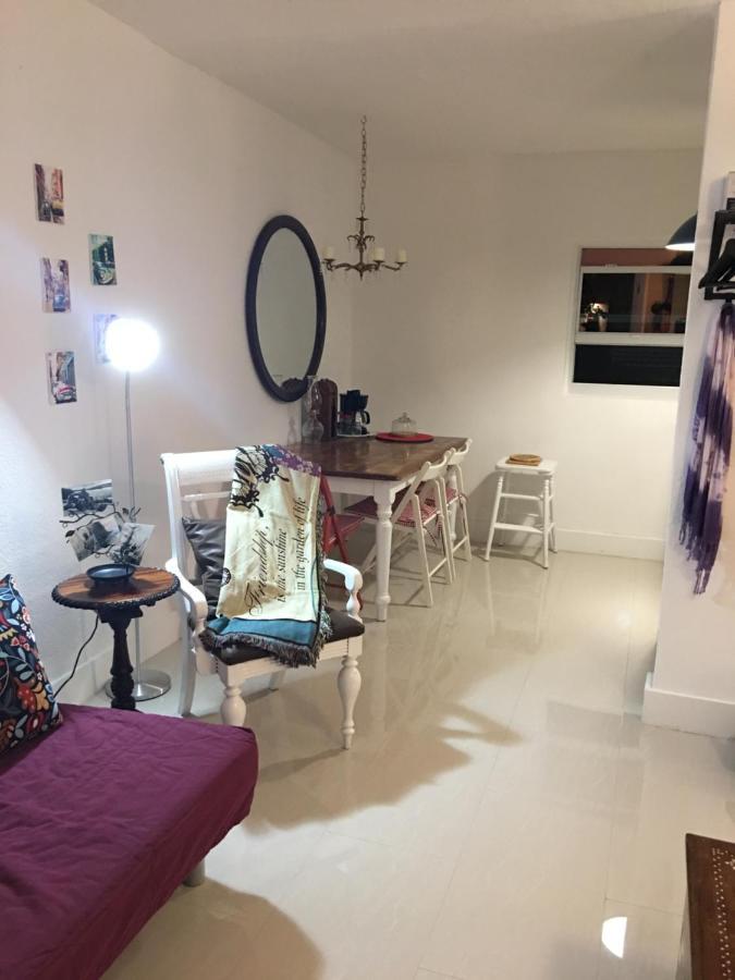 Private Studio Blocks From Coconut Grove Miami Luaran gambar