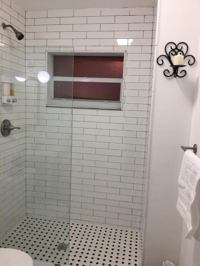 Private Studio Blocks From Coconut Grove Miami Luaran gambar